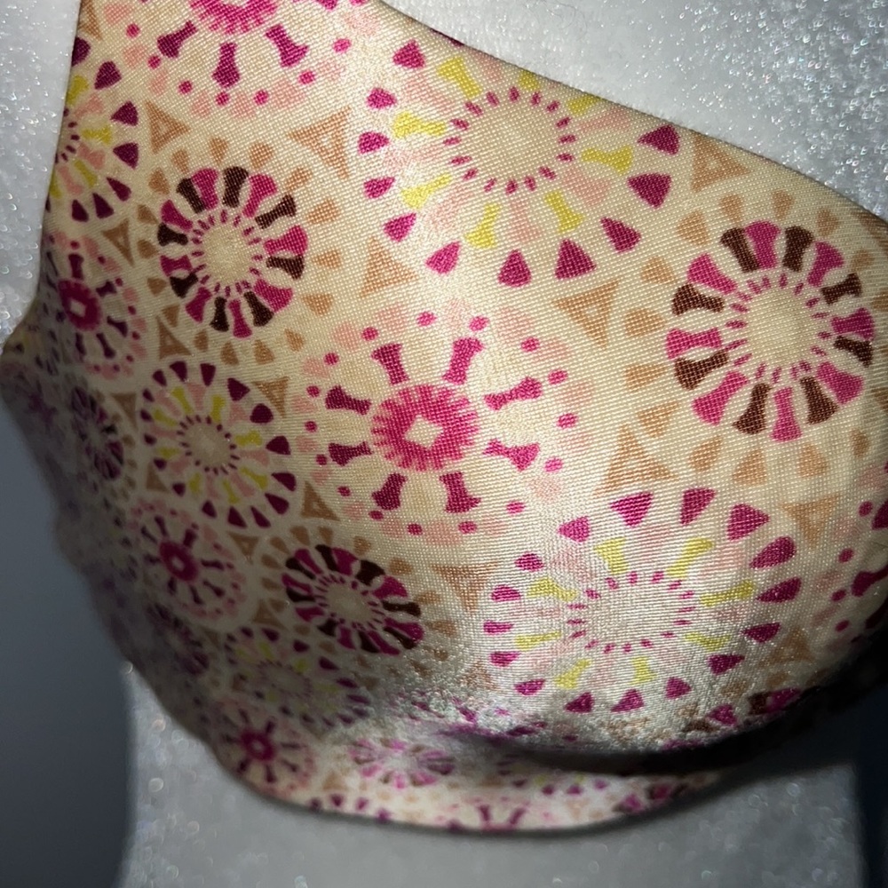 Secret Embrace Demi Bra - Picture 2 of 4